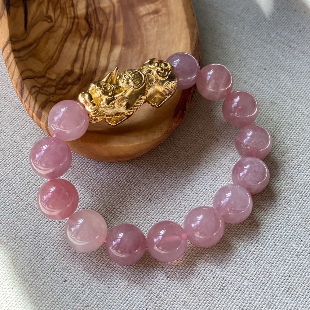 MAGASCAR ROSE QUARTZ with PIXUI